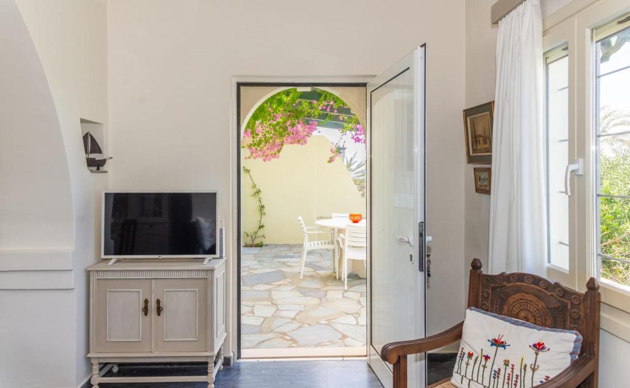 Bougainvillea House In Crete Sitia  Exterior photo